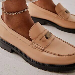 NEW FREE PEOPLE Leather Liv Loafers Taupe for women 367tn